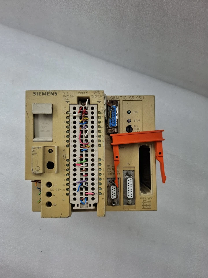 Siemens 6ES5 095-8MA02 Simatic S5-95U PLC Programmable Logic Controller Used